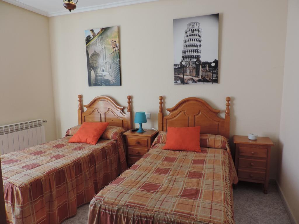 Hostal Sali Pelabravo Zimmer foto