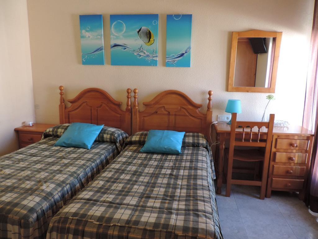 Hostal Sali Pelabravo Zimmer foto