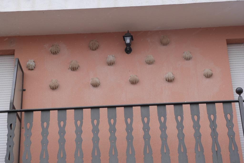 Hostal Sali Pelabravo Exterior foto